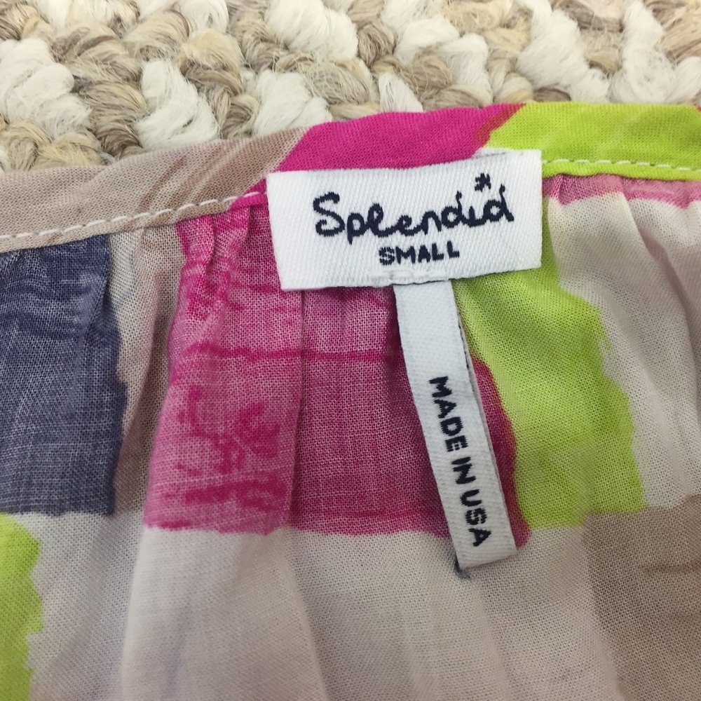 Splendid Top Abstract Square Print - Picture 6 of 7